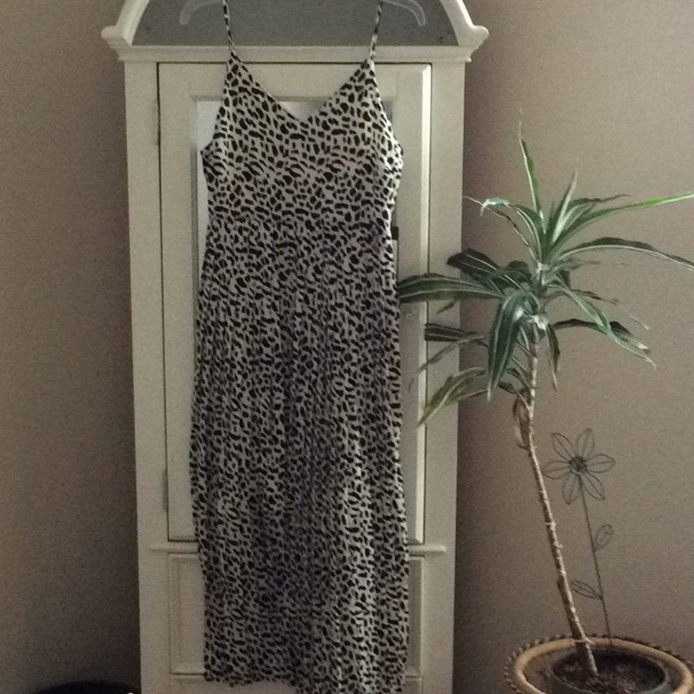 Women’s dresses